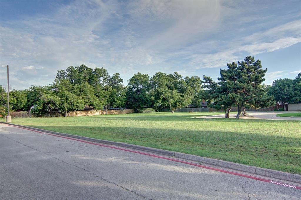 College Park - Land