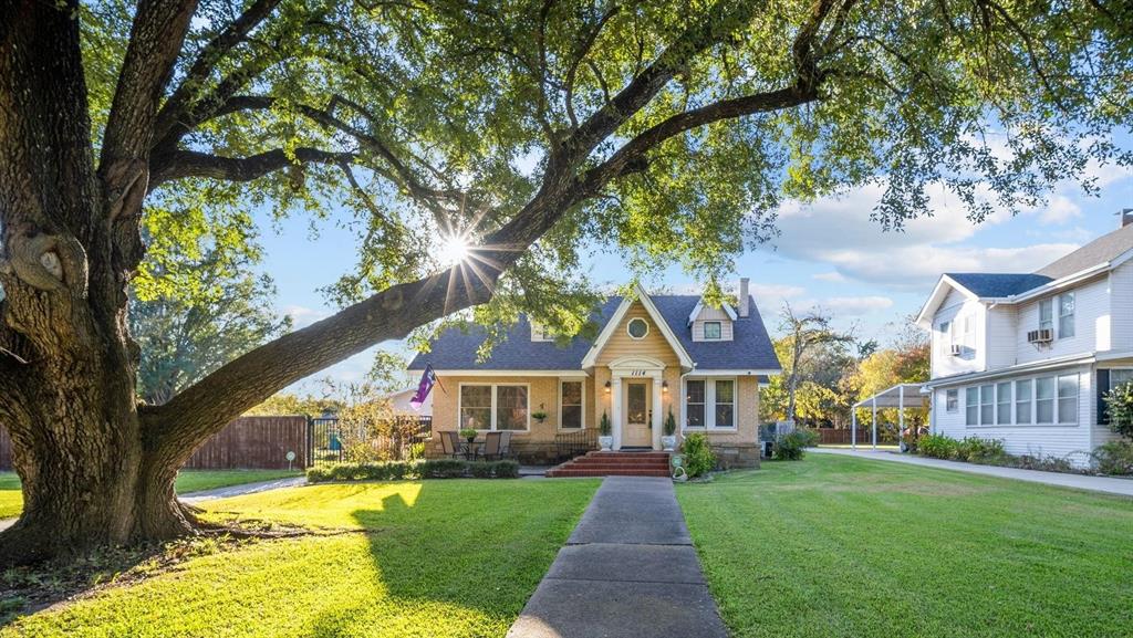 Moore B H Heirs - Residential