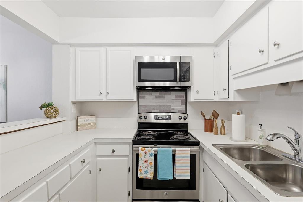 Towneoaks Terrace Condo - Residential