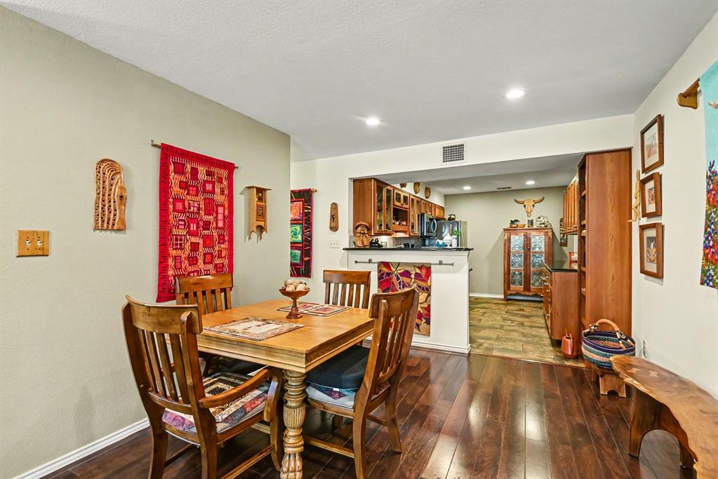 Villas on the Bluff Condominium - Residential