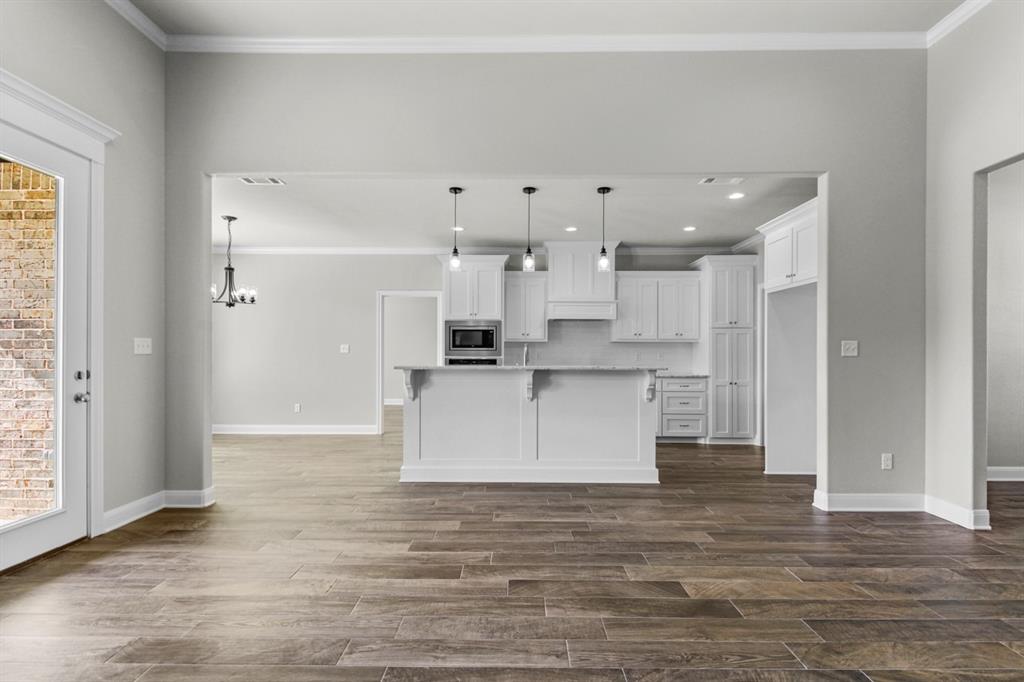 Royal Vista Estates - Residential Lease