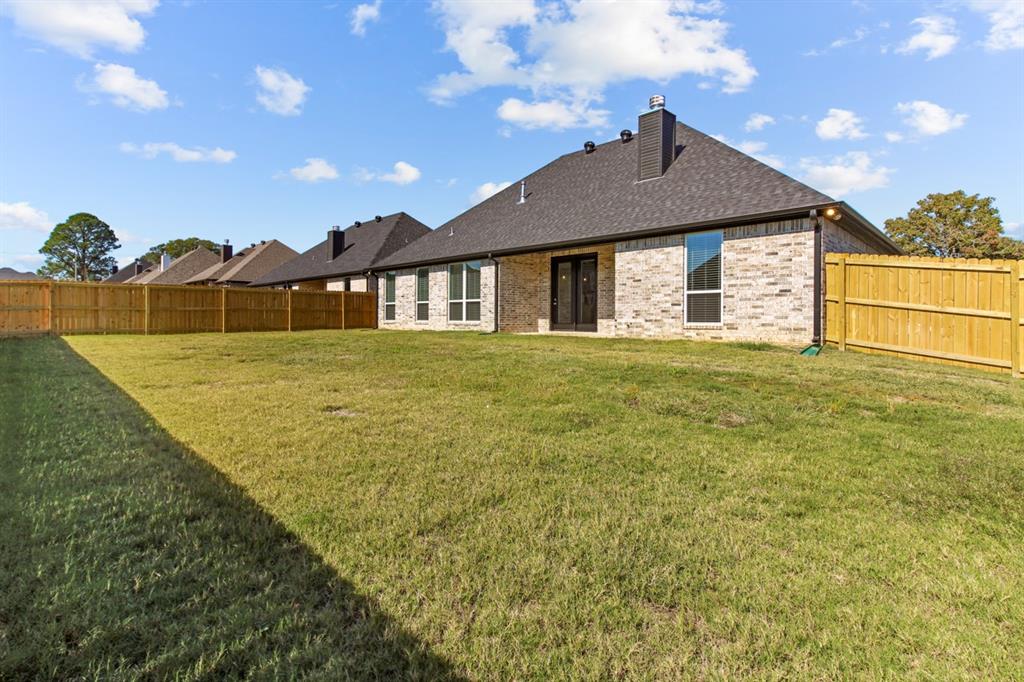 Royal Vista Estates - Residential Lease