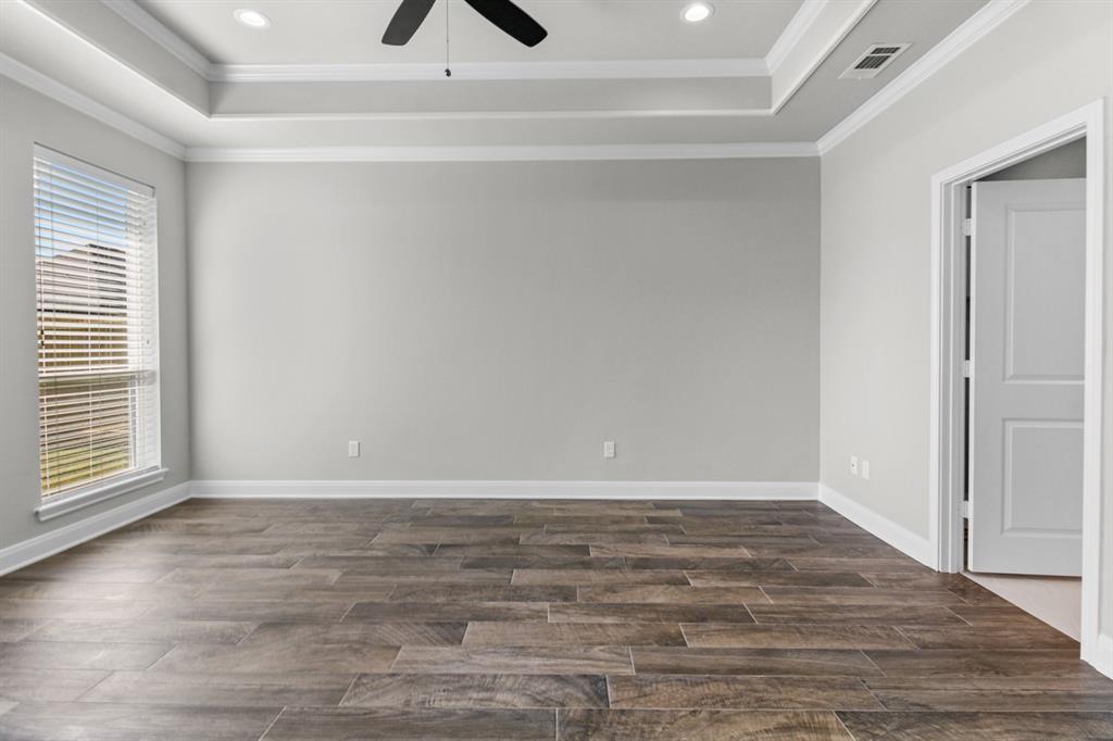 Royal Vista Estates - Residential Lease