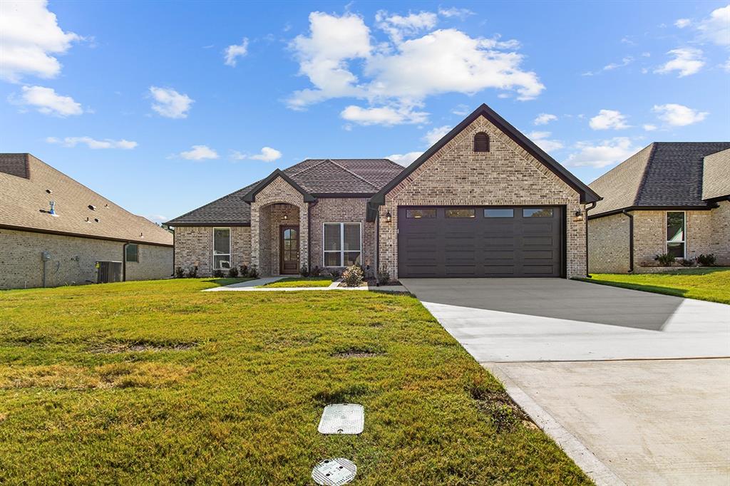 Royal Vista Estates - Residential Lease