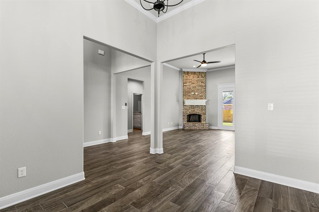 Royal Vista Estates - Residential Lease
