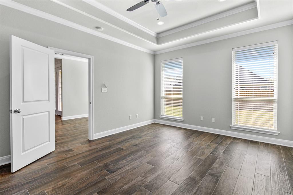 Royal Vista Estates - Residential Lease