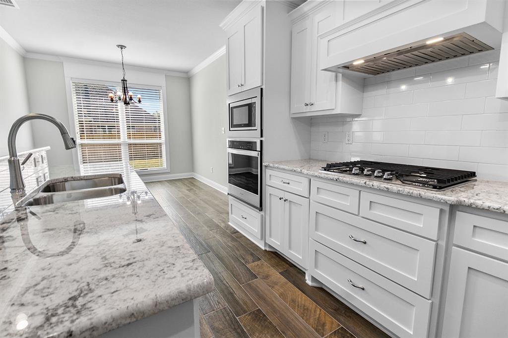 Royal Vista Estates - Residential Lease