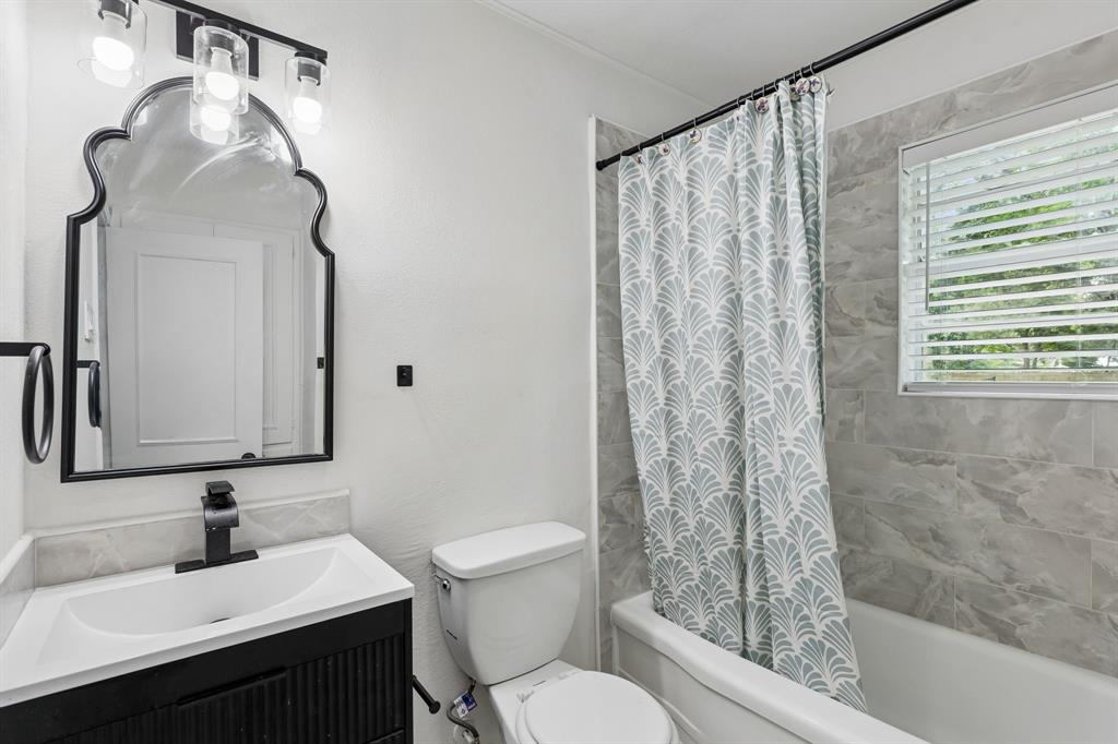 Crest Ridge Estates - Residential