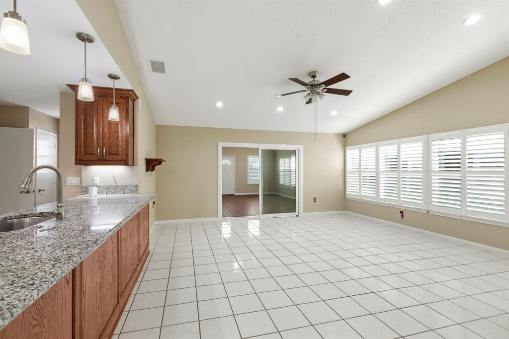 Meadowdale 05 - Residential