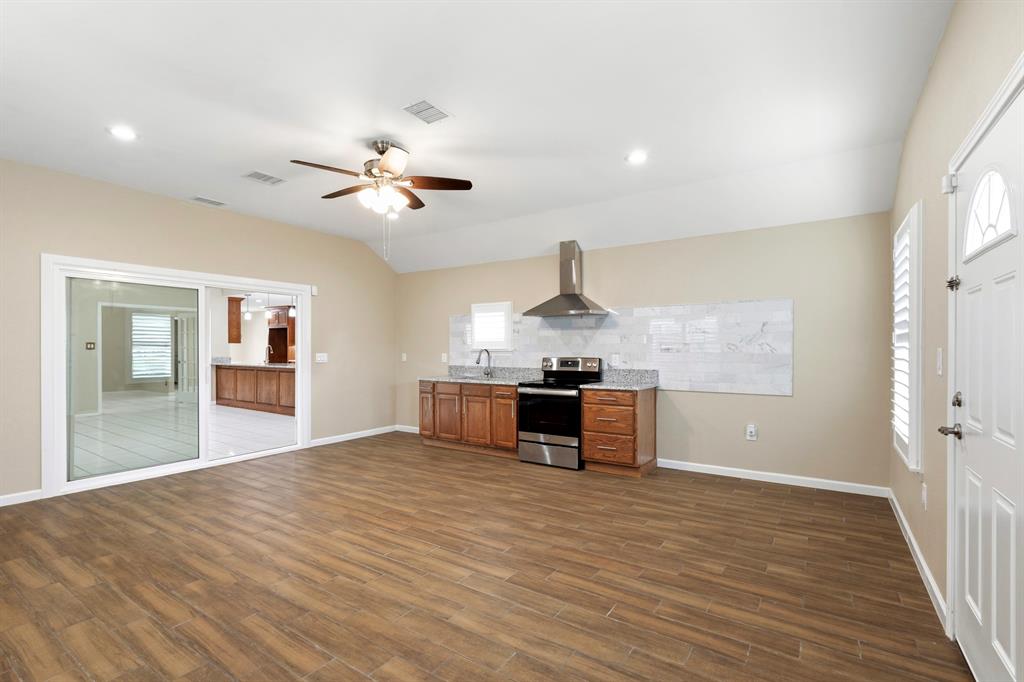 Meadowdale 05 - Residential