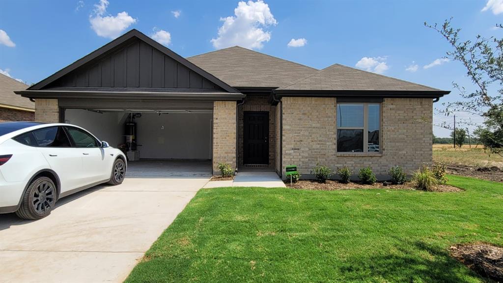 Welcome to recently built home in the serene Rolling Ridge community, boasting a perfect blend of comfort and style. This spacious one-story residence offers 4 bedrooms and 2 baths, encompassing 1800+ square feet of living space. Perfect for anyone, this home is within walking distance to A-rated schools, ensuring educational excellence. The family room provides an inviting space for gatherings, complemented by a large backyard, perfect for outdoor entertainment. The interiors are thoughtfully designed with exquisite quartz countertops and luxurious vinyl flooring. The community has 2 ponds, walking trails and an amenity center with swimming pool. The community is less than 5 min drive to both to Hwy 5 and 75.
