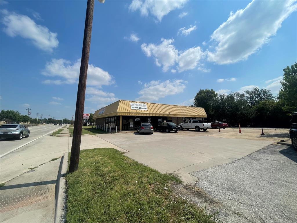 Used car lot for sale, 2 existing building , adjacent lot is also for sale, retiring business owner. motivated seller.  great Exposure on FM 423 Northbound. Great for car dealership, auto service and or other business.