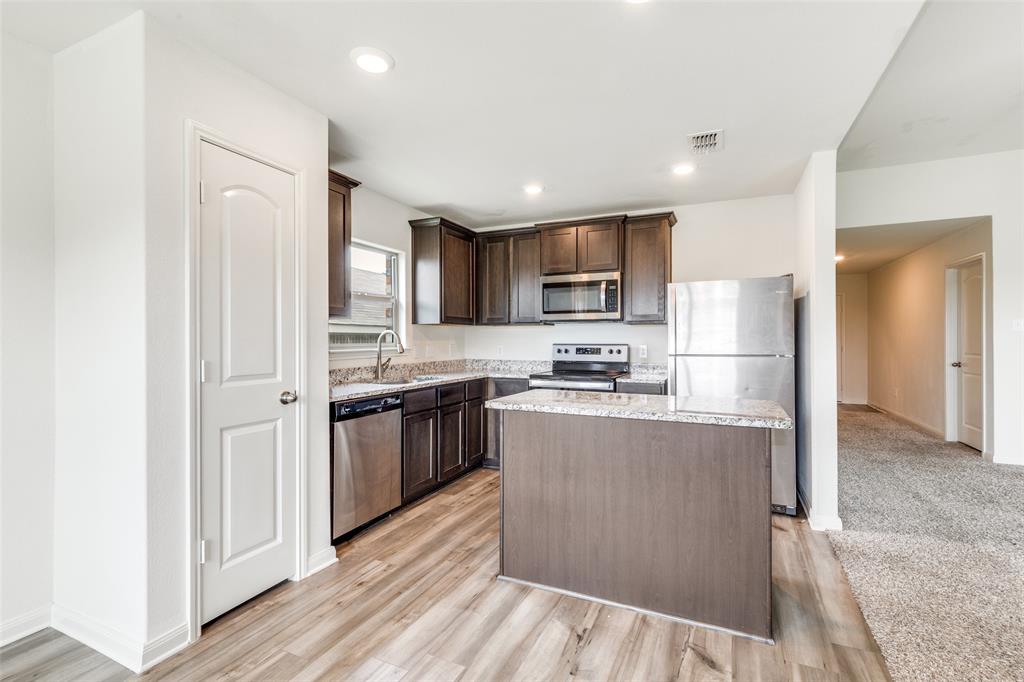 Chisholm Spgs Ph2 - Residential