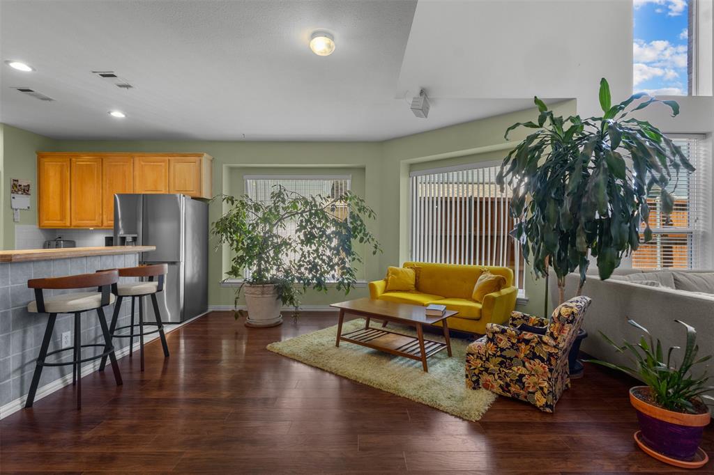 Lake Highlands Pointe - Residential