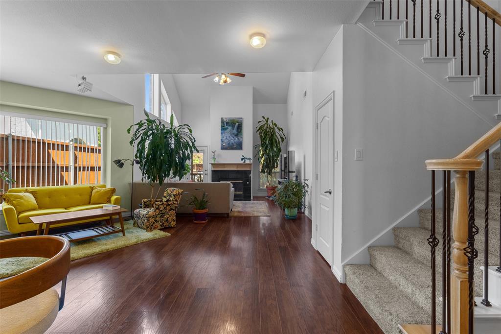Lake Highlands Pointe - Residential