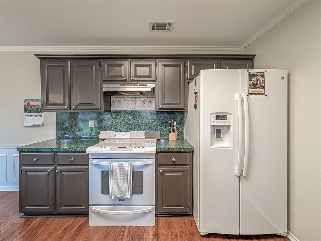 Lakeway Estates - Residential