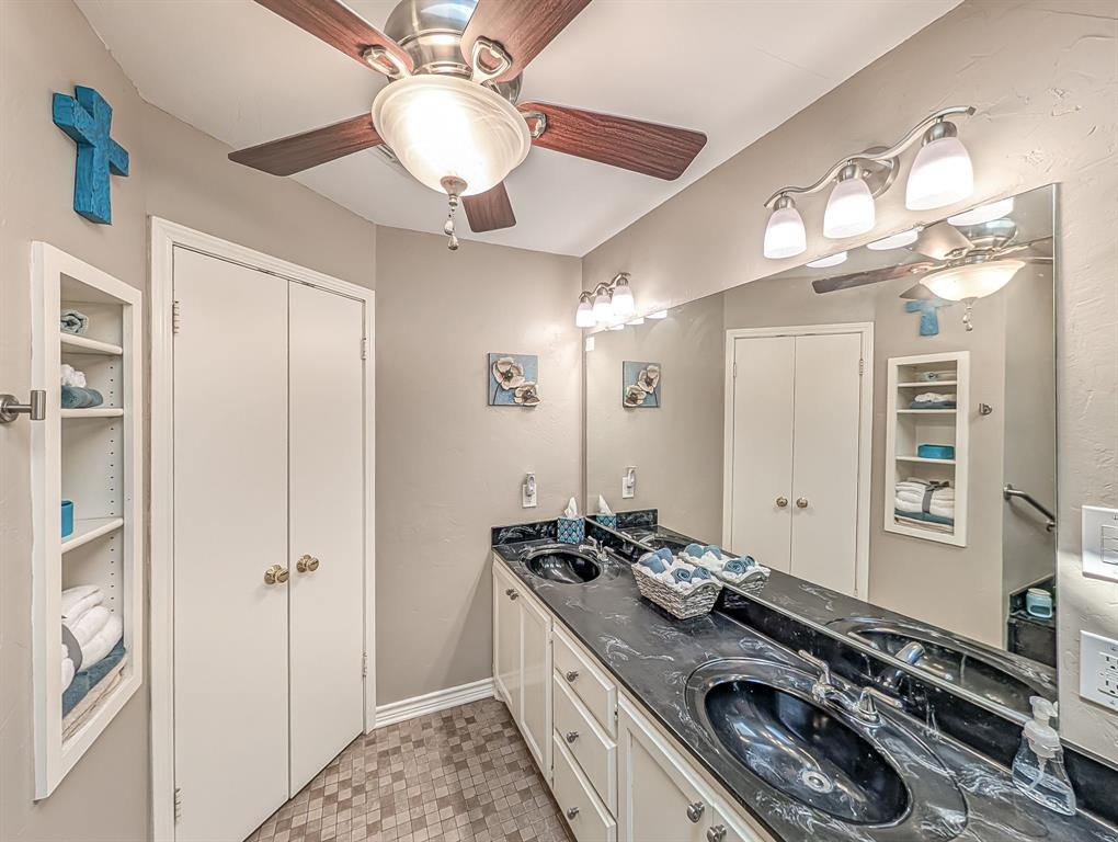 Lakeway Estates - Residential