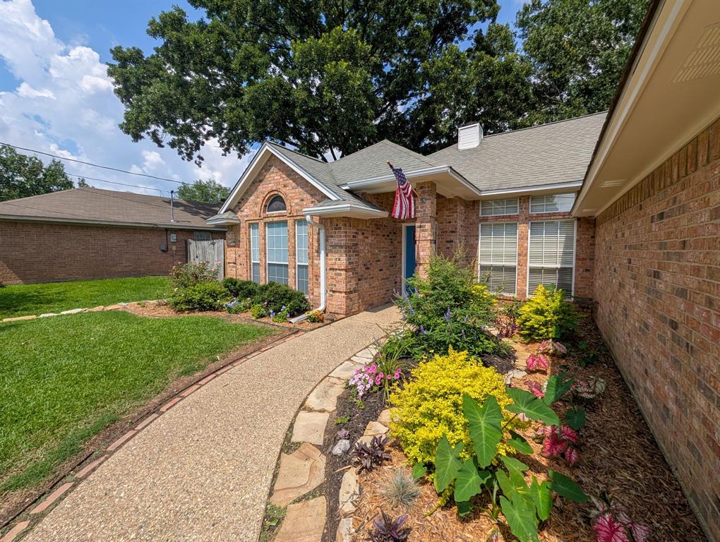 Lakeway Estates - Residential