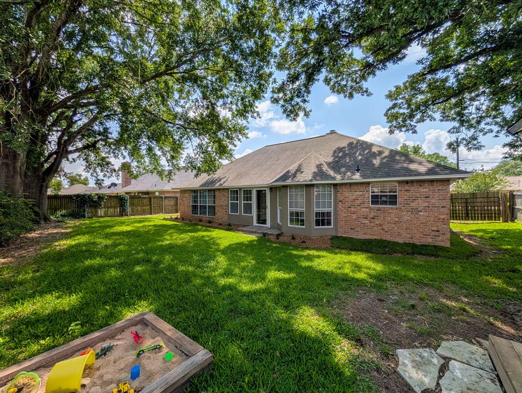 Lakeway Estates - Residential