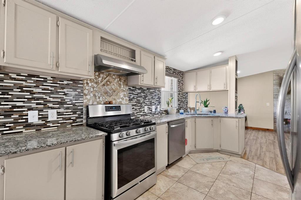 Bertha Gomez Add - Residential