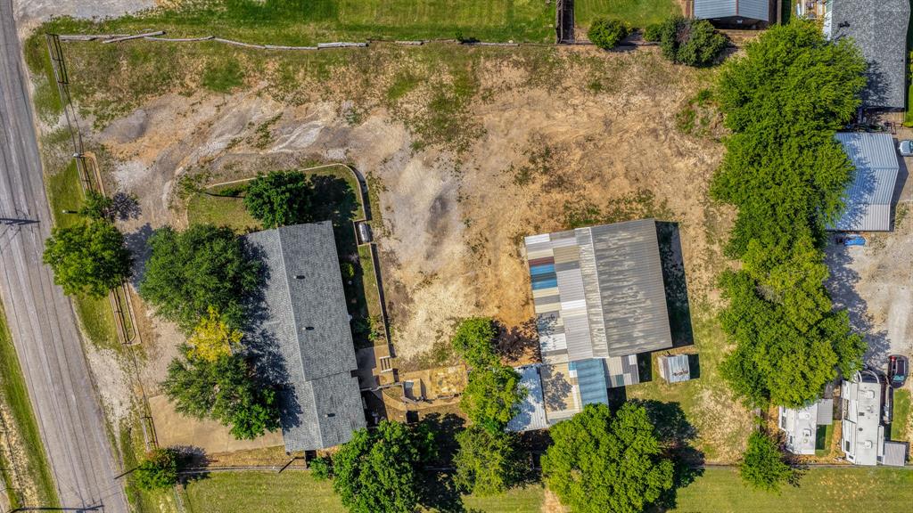 Oak Trail Plaza - Residential