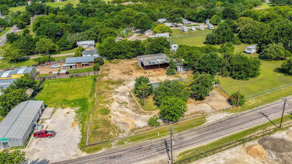 Oak Trail Plaza - Residential