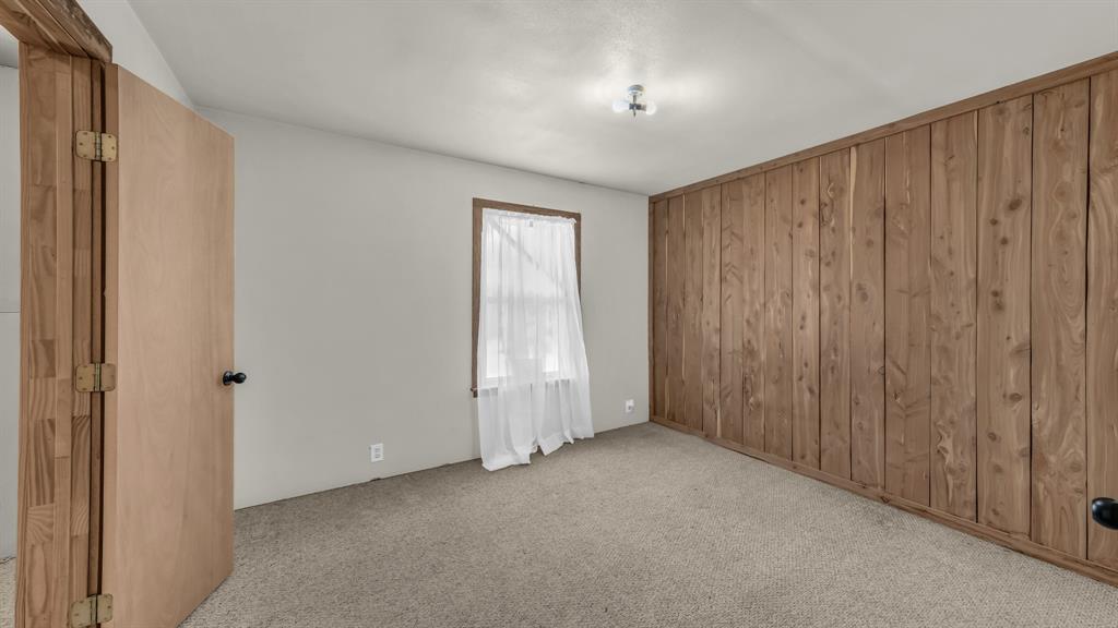 Oak Trail Plaza - Residential