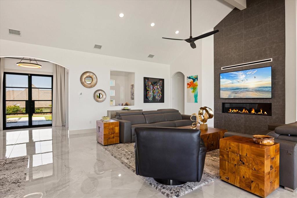 Canyon West - Residential