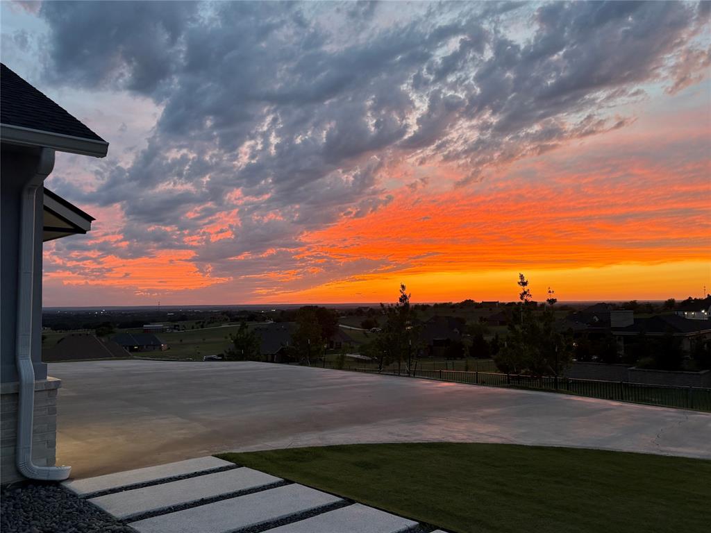 Canyon West - Residential