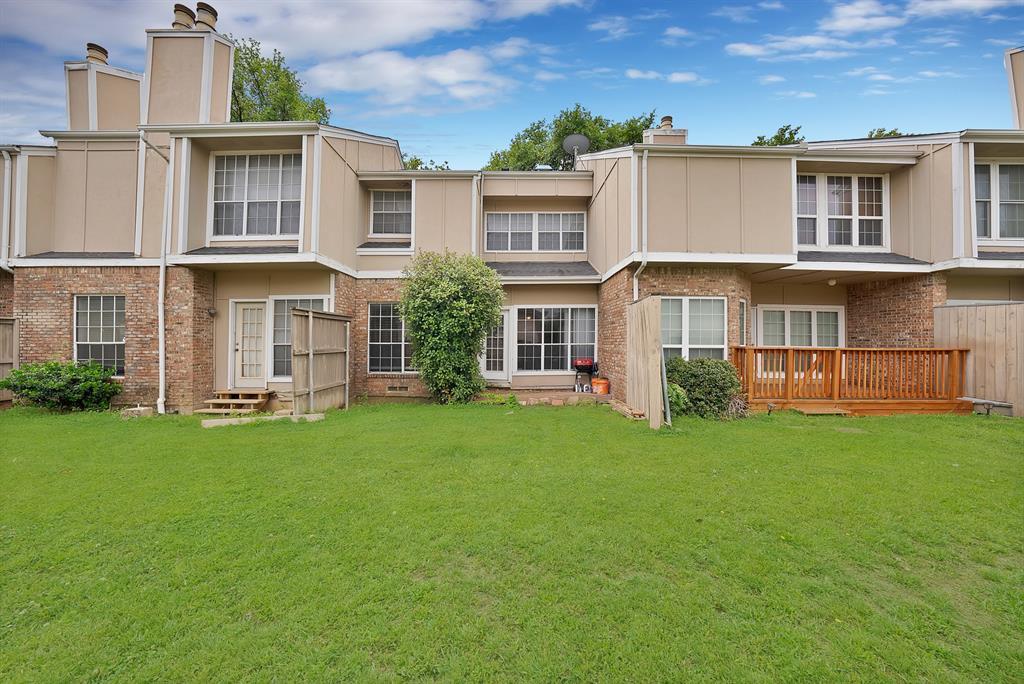 Lakeside Landing Twnhms - Residential