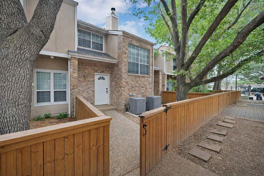 Lakeside Landing Twnhms - Residential