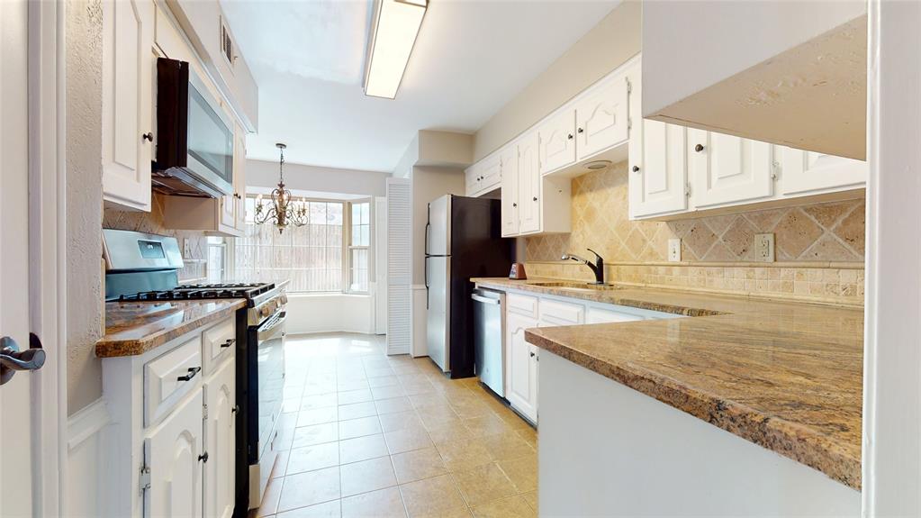 Crest Meadow Estates - Residential