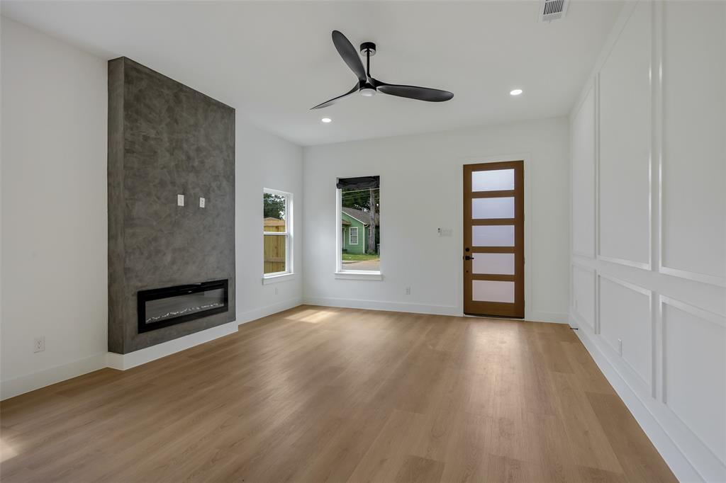Ideal - Residential