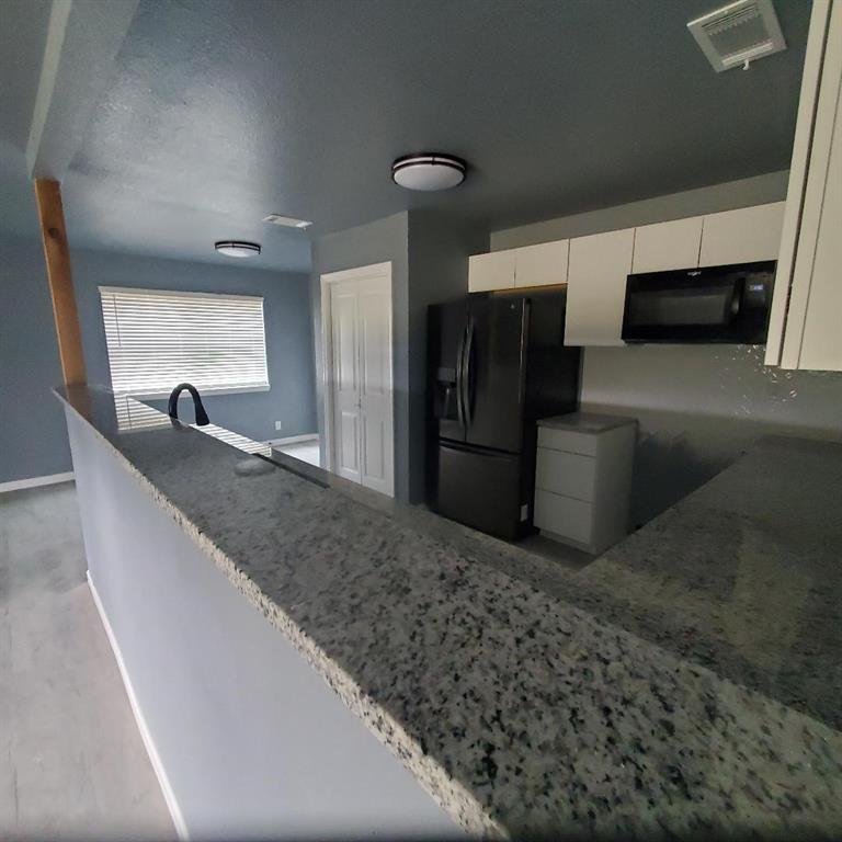 Lakewood Hills Sec 1 - Residential Lease