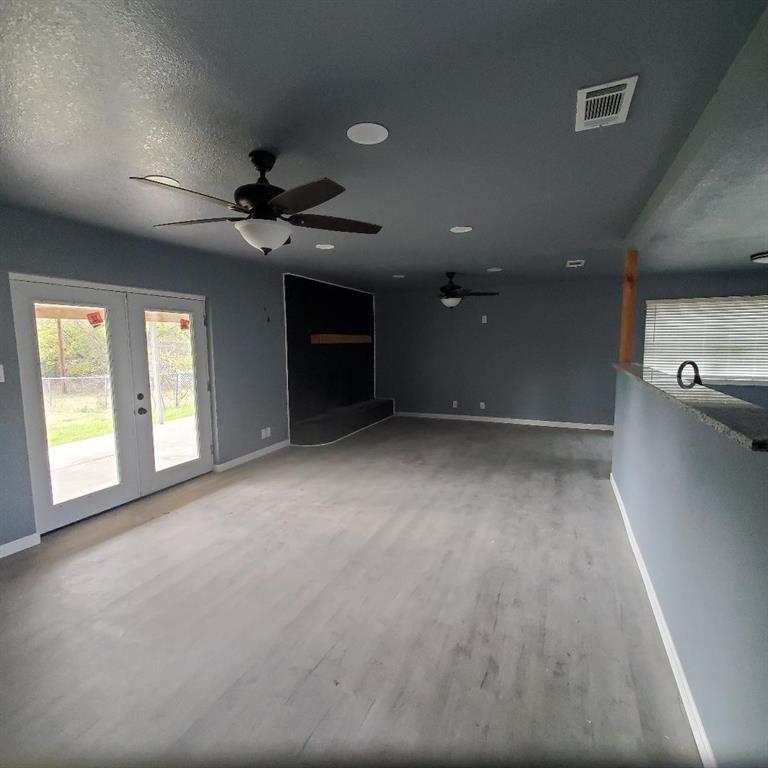 Lakewood Hills Sec 1 - Residential Lease