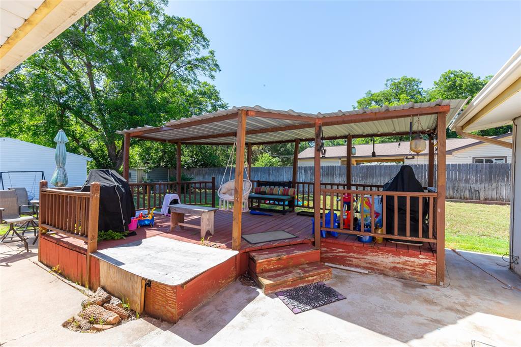 Elmwood West - Residential