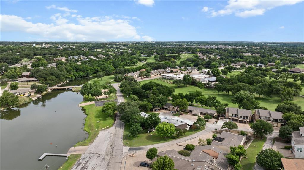 Lakeview Twnhse Estate - Residential