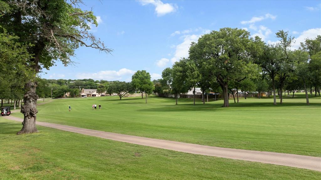 Lakeview Twnhse Estate - Residential