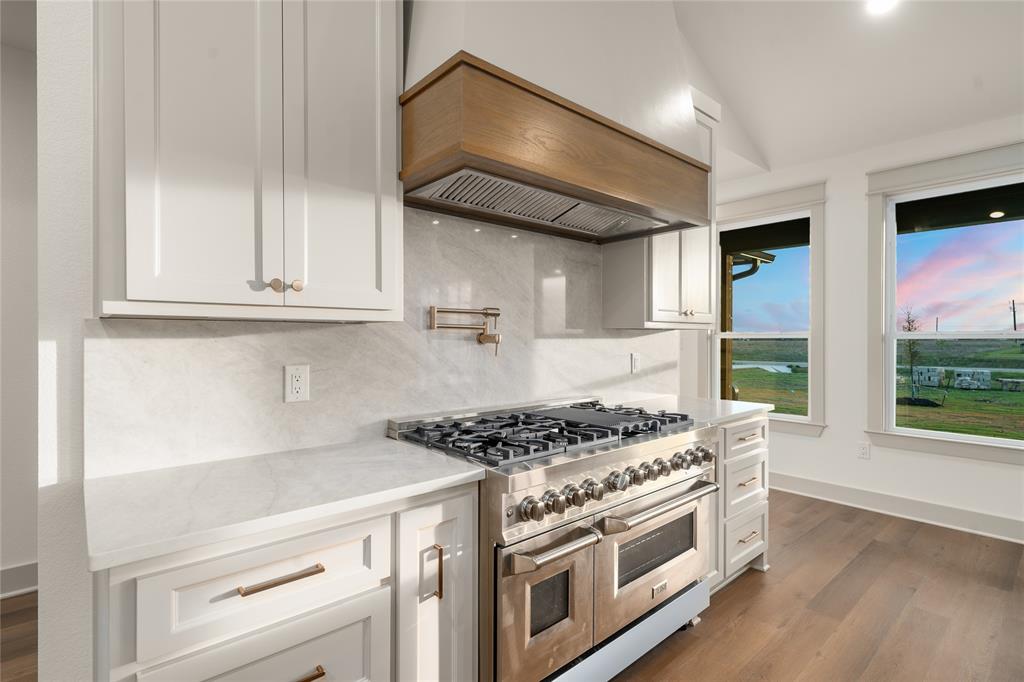 WILLOW MOON RANCH - Residential