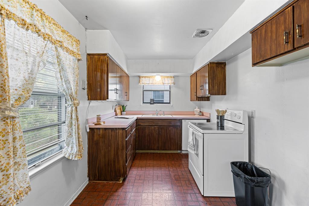 Ridgecrest 06 - Residential