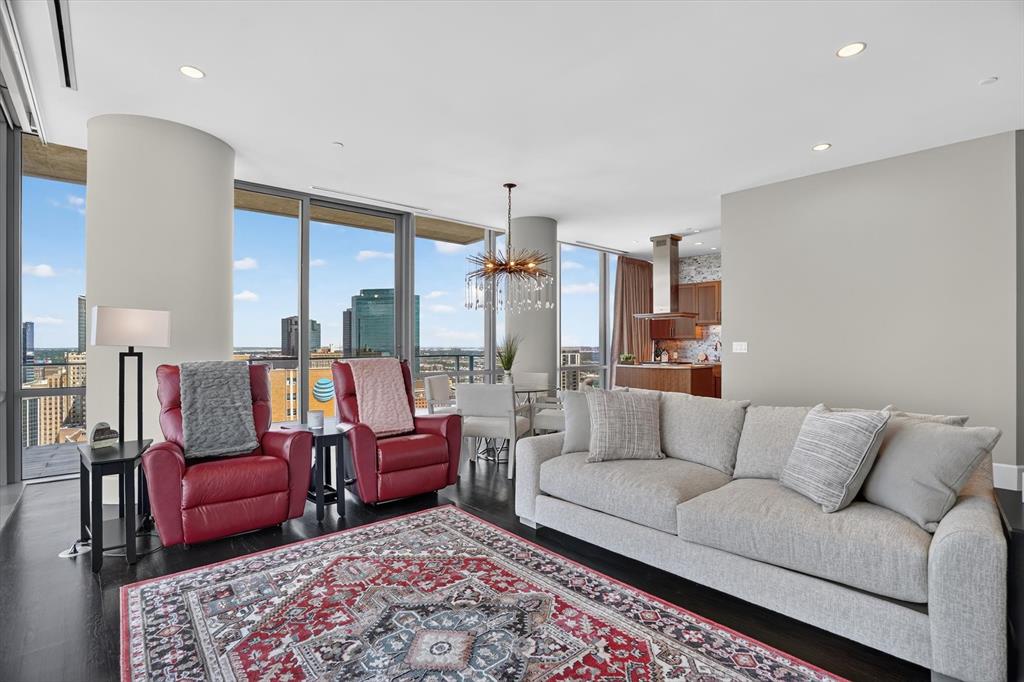 1301 Throckmorton Residences - Residential