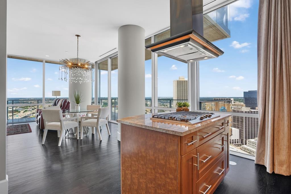 1301 Throckmorton Residences - Residential