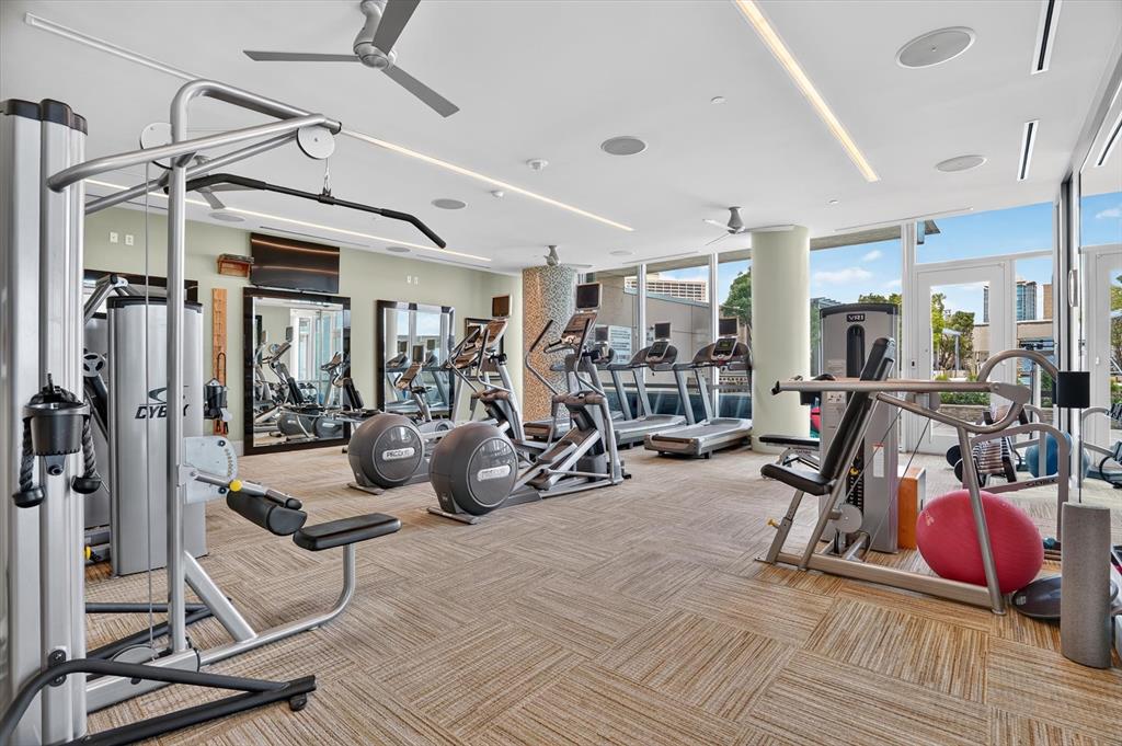 1301 Throckmorton Residences - Residential