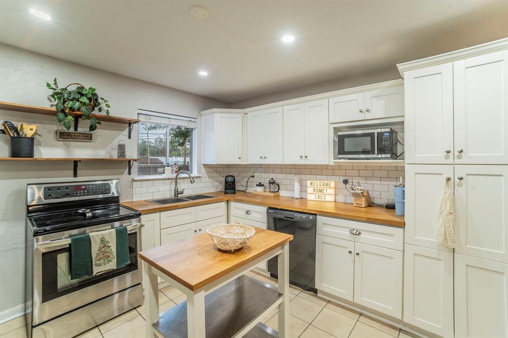 Sherwood Knoll Add - Residential