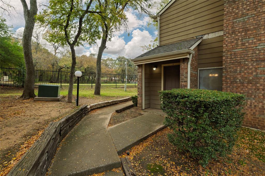 Willow Brook Condo - Residential