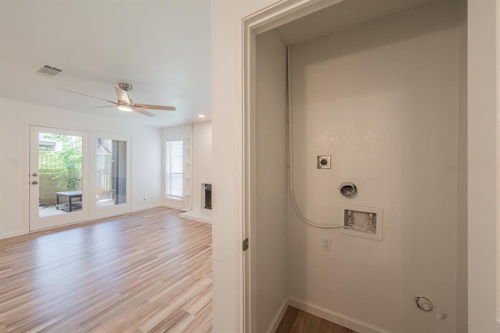 Cloisters Condo The - Residential
