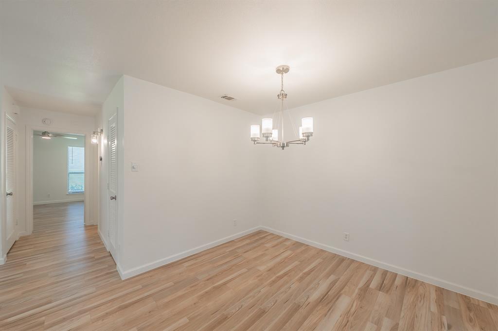 Cloisters Condo The - Residential