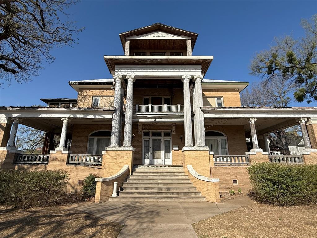 Lynch - Residential
