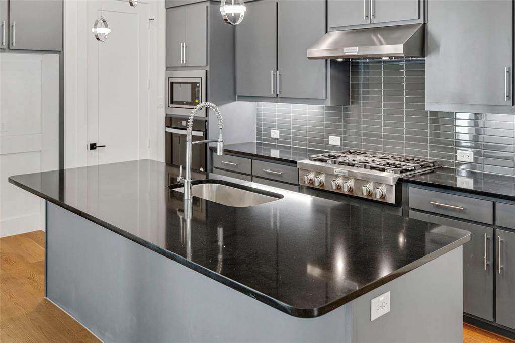 The Pinnacle at Craig Ranch - Residential