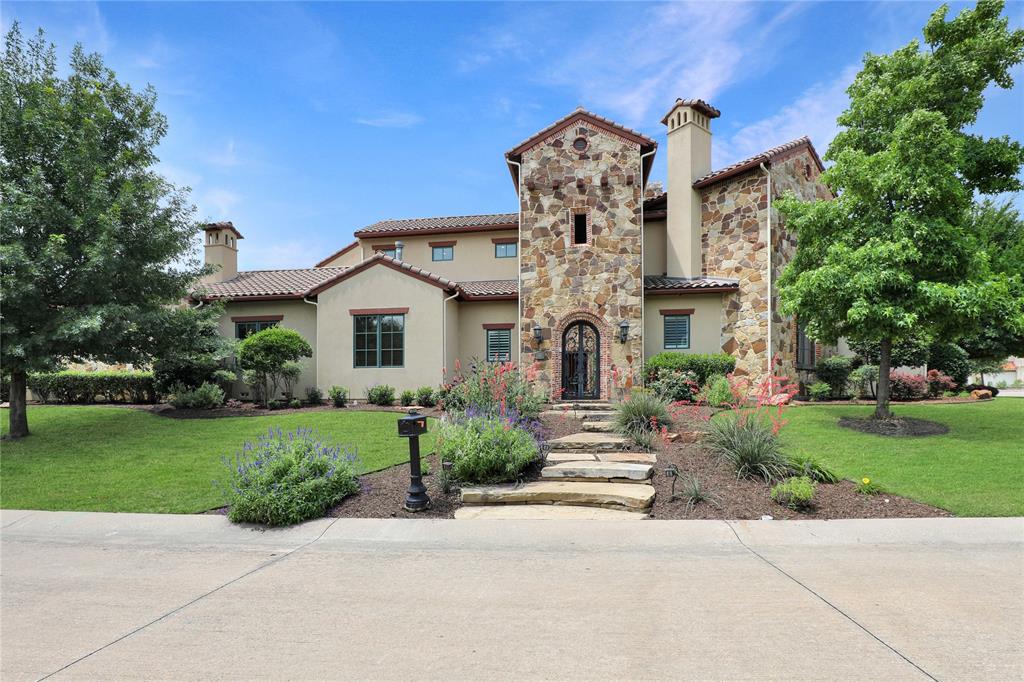 Impeccably renovated home epitomizes luxury & is nestled in gated Kings Lake community.Courtyard captivates w covered patio & fp. Entryway is filled w light & feats curved staircase & fp. Dining rm, w fp, opens to living rm & kit. Chef's kitchen is a culinary dream, boasting a stunning island, gas cooktop, built-in fridge, freezer, wine fridge, walk-in pantry, 2 dishwashers, icemaker, & gas range w sous vide & induction. Wet bar w icemaker & fridge adds to the home's entertaining appeal. Office inclds built-ins & fireplace. Primary bedrm is a retreat, feat. fireplace, freestanding tub, oversized shower, 2 vanities, custom closet, & coffee bar. Casita, w private ent, ensuite bath, kitchenette & fp. Dual staircases lead to 3 ensuite bedrms, gamerm & media rm w full kitchen. Fabulous outdoor spaces, pool w grotto, slide, & spa, kit w grill, fridge, & kegerator, putting green & cabrana w firepit.No detail has been spared, w attention to detail & sophistication thru out this luxurious home.